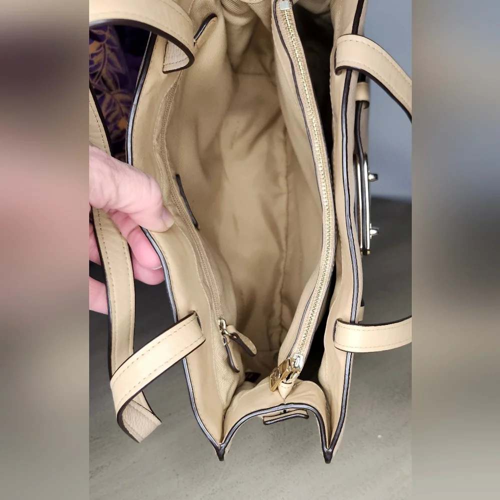 Coach Swagger Beige Leather Tote with Silver Accents